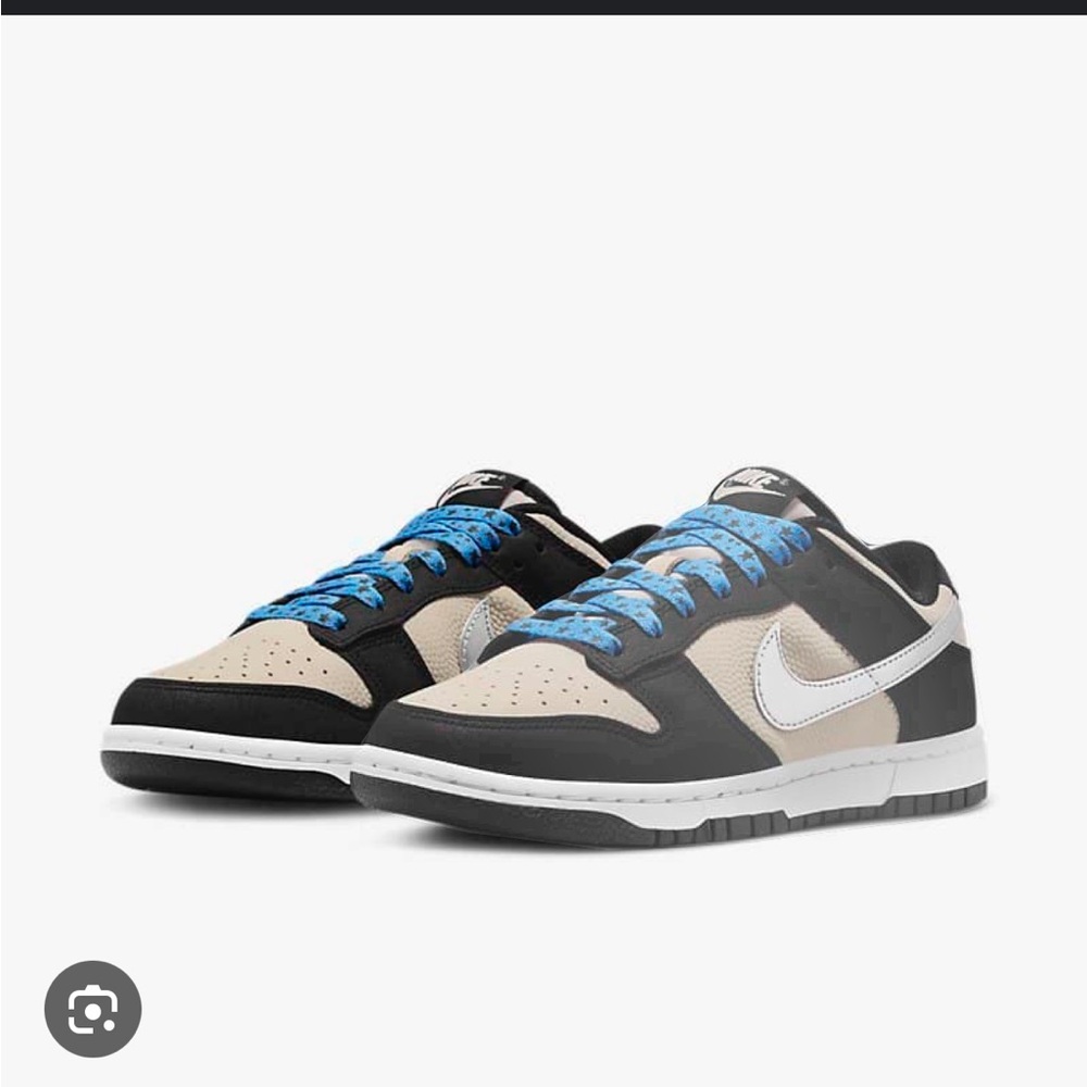 Nike dunk low starry laces
